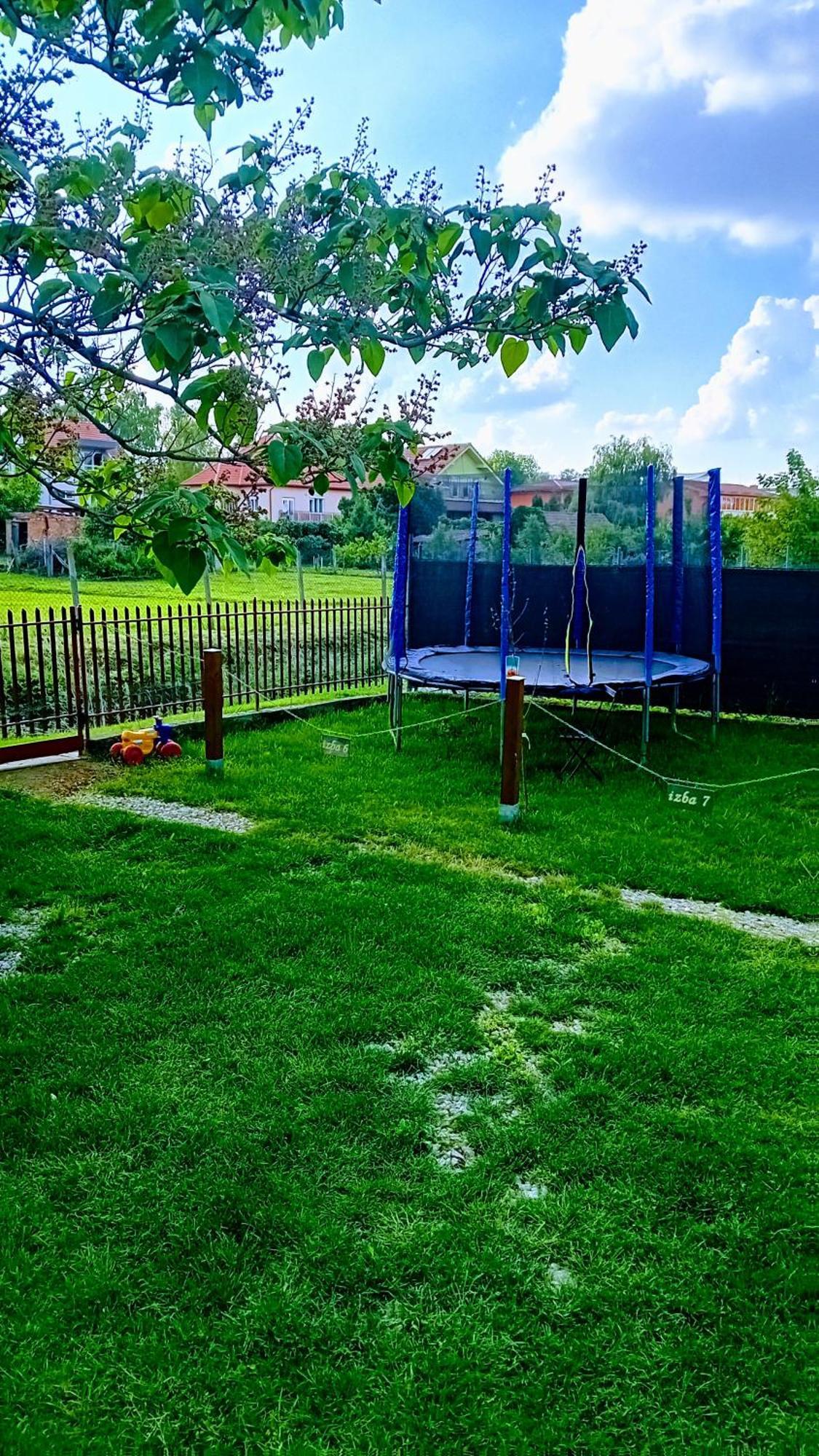 Penzion Vilka Podhajcanka Podhájska 외부 사진